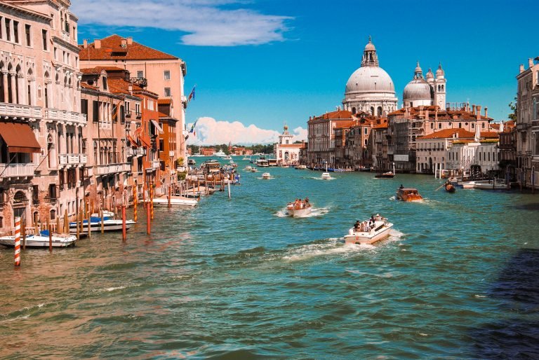 The places to see while you are visiting Venice.